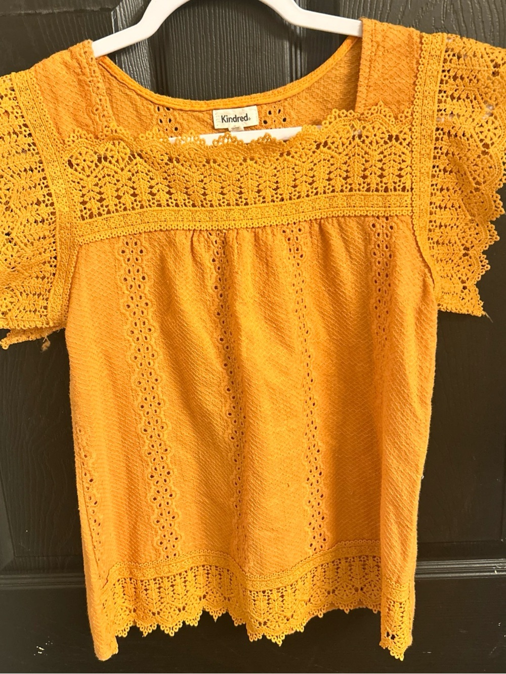Kindred tangerine color Crochet Sleeve Top